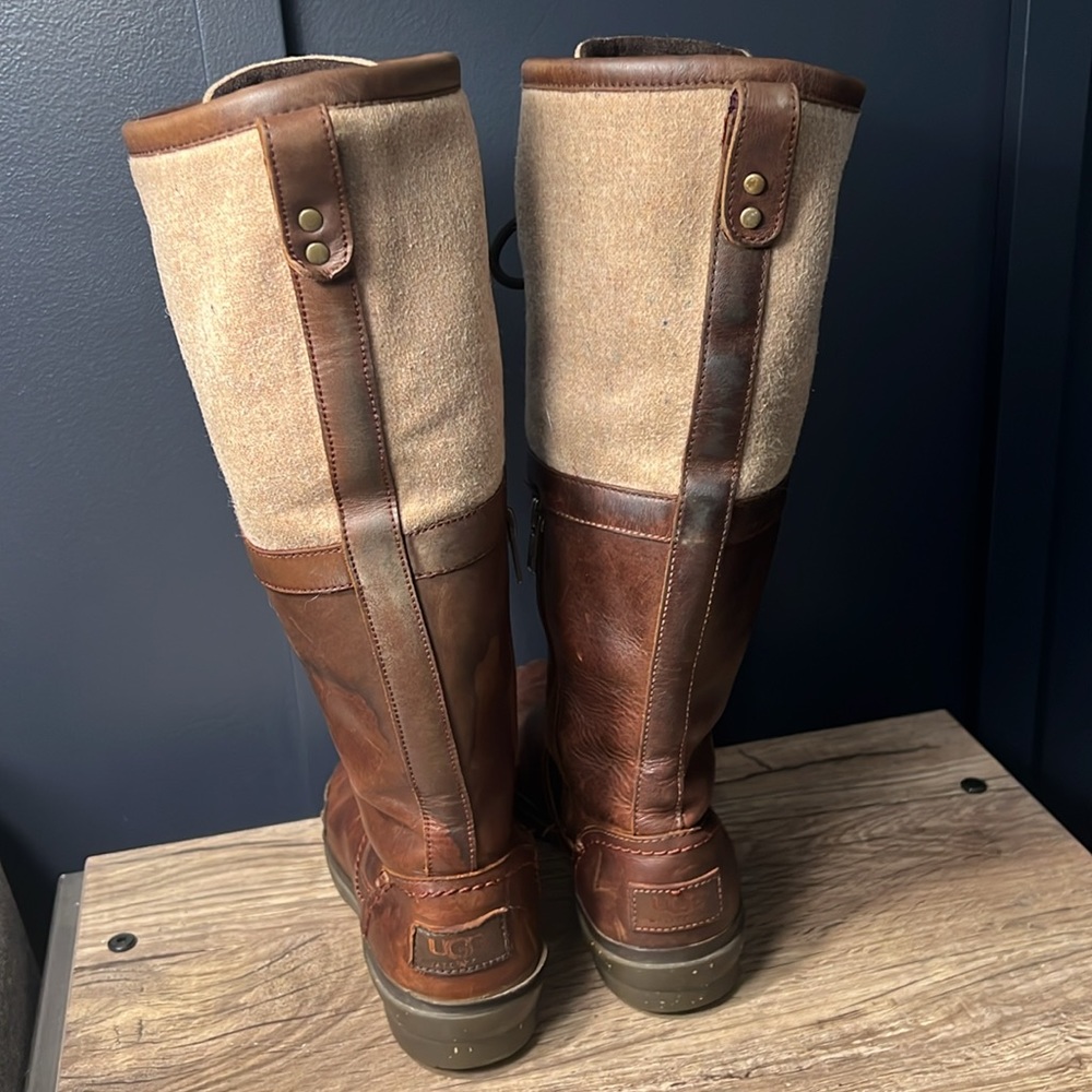 Ugg Elsa Tall boot size 10 - Picture 6 of 10
